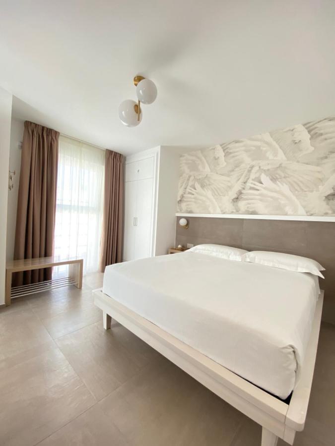 Porta Dell'Est Guest House Ночи Екстериор снимка